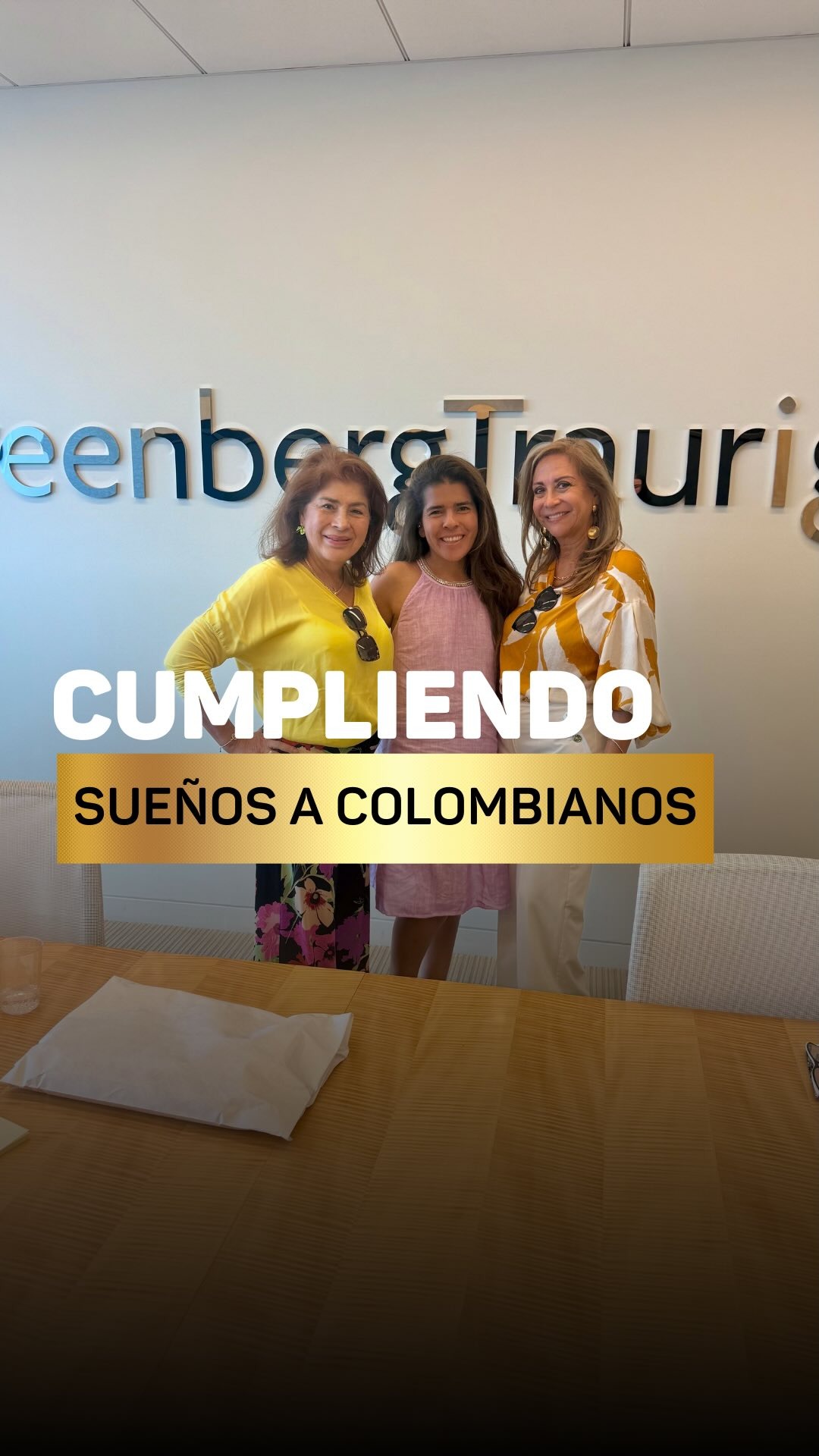 Floralba Núñez cerrando negocios y cumpliendo sueños a clientes colombianos en Miami